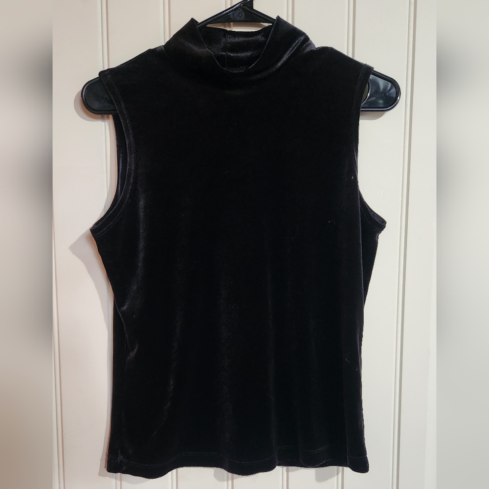 Black Velvet Sleeveless Turtleneck Top 90s Vibe